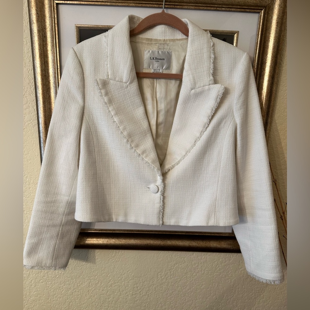 NWOT L. K. Bennett White fringe tweed jacket. Size 10